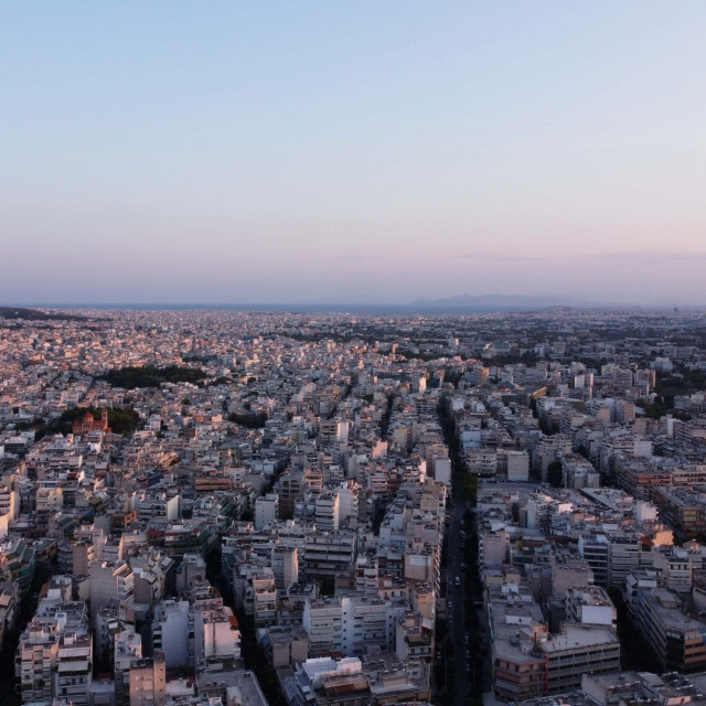 ΑΑΔΕ: Από Ιούλιο του 2027 η υποχρεωτική πληρωμή ενοικίων μέσω τράπεζας