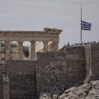 Τι σηματοδοτεί η διπλή αναβάθμιση από τους οίκους αξιολόγησης – Τα άμεσα οφέλη
