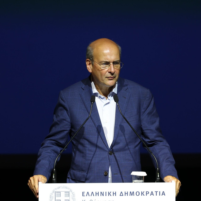 Χατζηδάκης: Στήριξη της κοινωνίας στο πλαίσιο αντοχών της οικονομίας και προϋπολογισμού