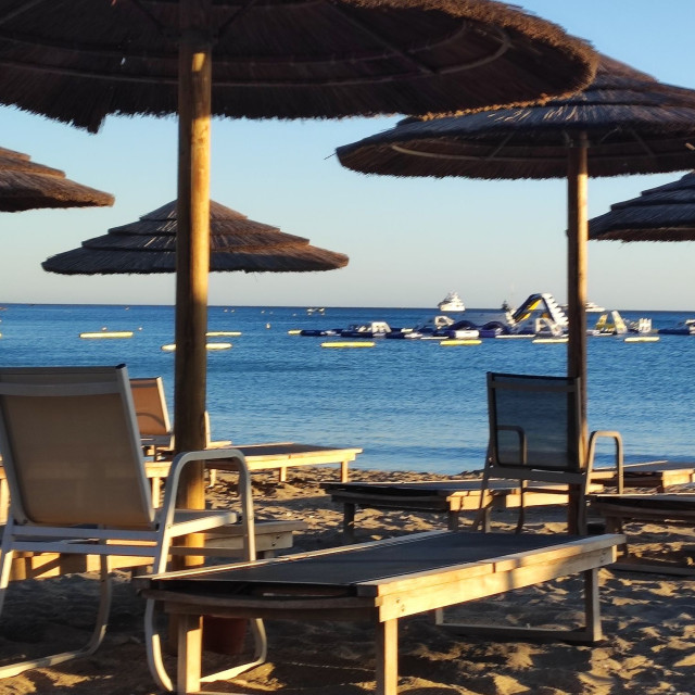 Βουλιαγμένη: Συνελήφθη ο 76χρονος για θανατηφόρα σωματική βλάβη κατά του 82χρονου- Ελεύθερη η 21χρονη συνοδός του,