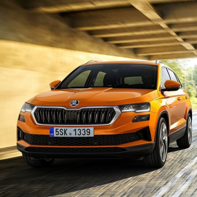 Η Skoda ετοιμάζει νέο Karoq με υβριδική plug-in τεχνολογία