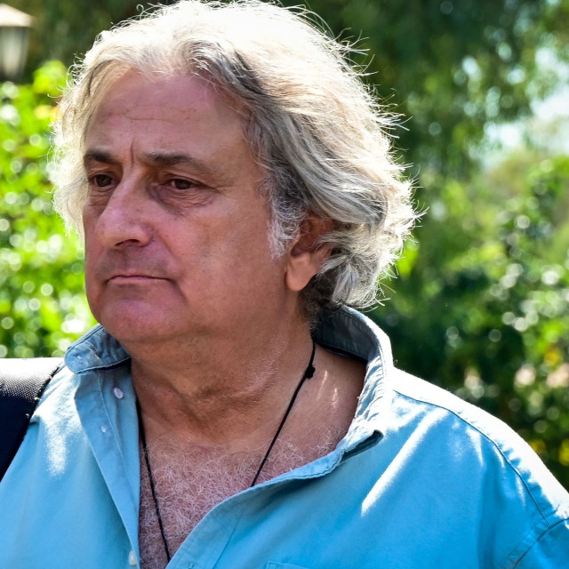 Νάσος Κομιανός: Ο άνθρωπος με τα 1000 πρόσωπα - Νέες καταγγελίες για τον υπνοθεραπευτή του Μαζωνάκη