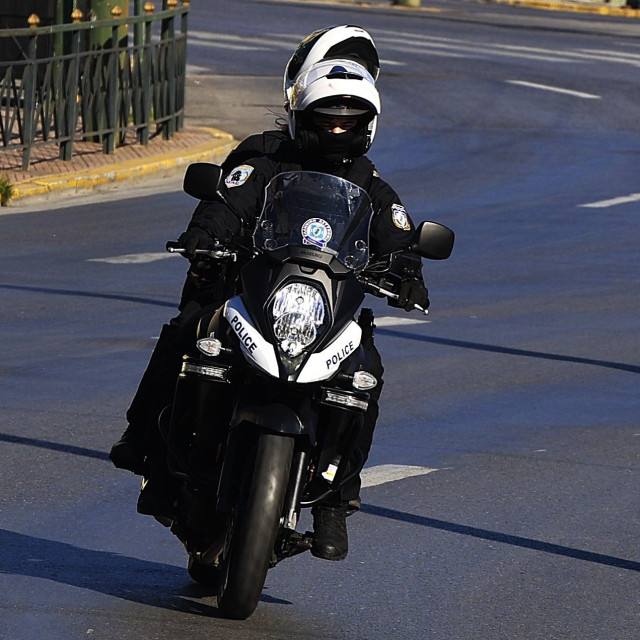 Τροχαίο ατύχημα στο Νέο Κόσμο: Χωρίς φανάρια η συμβολή των οδών Φραντζή και Ιππώνακτος