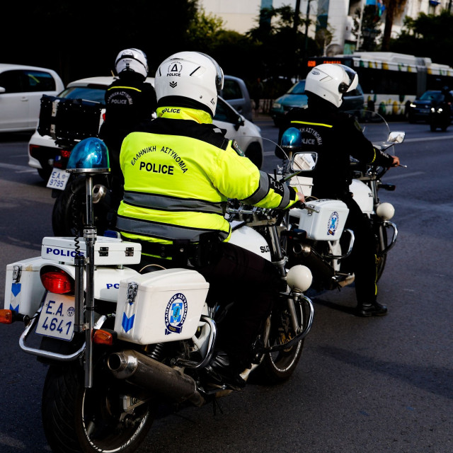 Κεραμεικός: Διακοπή της κυκλοφορίας στην οδό Αρτεμισίου λόγω καθίζησης του οδοστρώματος