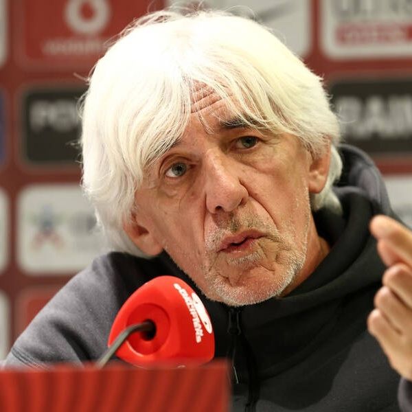 Γιοβάνοβιτς: «Δεν θα κάνω μεγάλο ροτέισον, πιο δύσκολη με Κλοπ η Γερμανία»