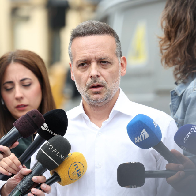 Δούκας: Η έκρηξη στην Πλάκα ενδεχομένως να οφείλεται σε εκτεταμένη διαρροή αερίου