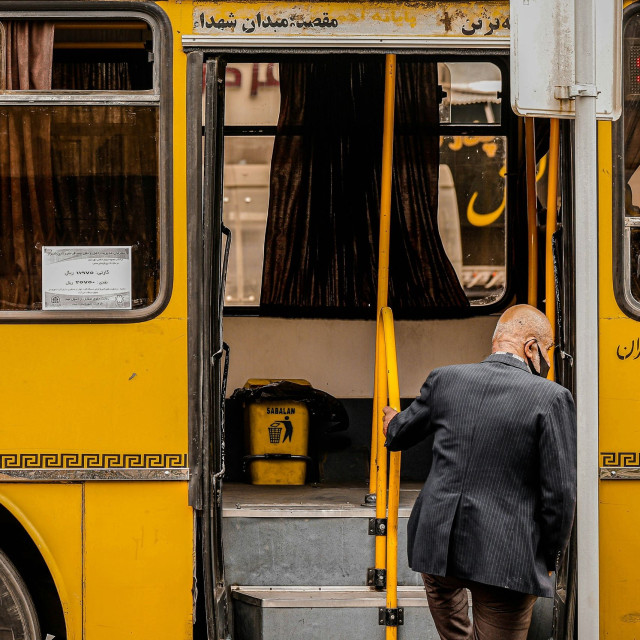 Τραγωδία στο Ιράν: 11 νεκροί έπειτα από ανατροπή λεωφορείου – Ο οδηγός κοιμήθηκε στο τιμόνι