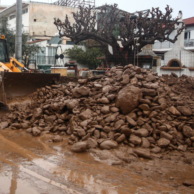 ΣτΕ: Αποζημίωση για ζημιές σε κτίρια που έλαβαν παράνομες άδειες με ευθύνη του Δημοσίου