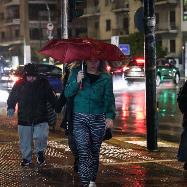 Αυτός θα είναι ο καιρός του Οκτωβρίου - Η πρόβλεψη ανά δεκαήμερο και οι πρώτες ενδείξεις για την 28η