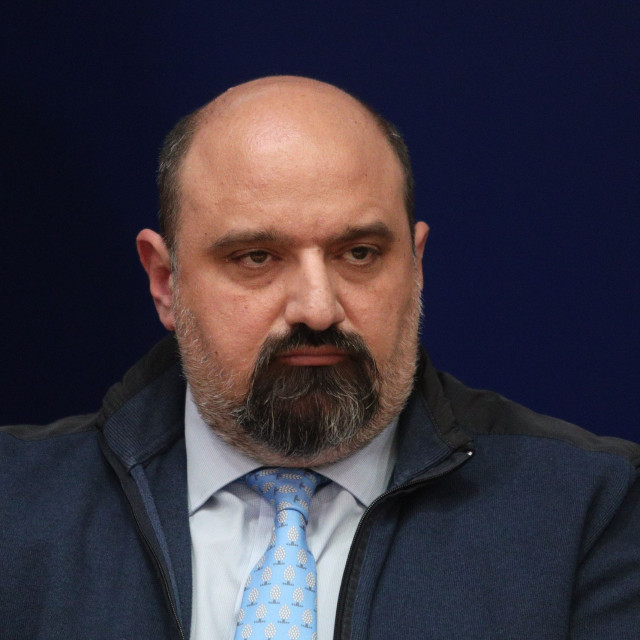 Κυβερνητικές πηγές για παραπομπή Τριαντόπουλου: Υπάρχει το τεκμήριο της αθωότητας