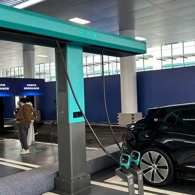 Geely: Φόρτιση ηλεκτρικού σε μόλις 4 λεπτά!