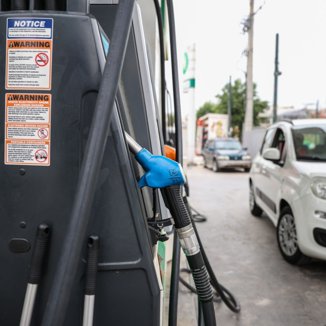 Καύσιμα και τετραήμερη εργασία