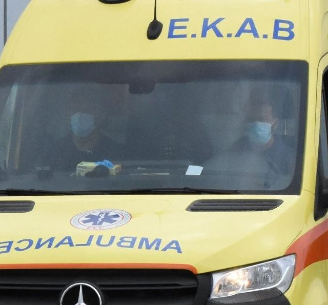 Τραγωδία στη Χαλκιδική: Νεκρός 65χρονος από πτώση δέντρου