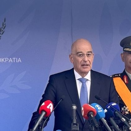 Δένδιας από Λευκωσία: «Η Ελλάδα είναι και θα είναι εδώ» – Μήνυμα στήριξης προς την Κύπρο