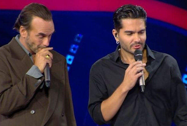 The Voice: «Λύγισαν» οι κριτές για τον Γιώργο Μαζωνάκη – «Δεν έκρυβε τα σκοτάδια του»