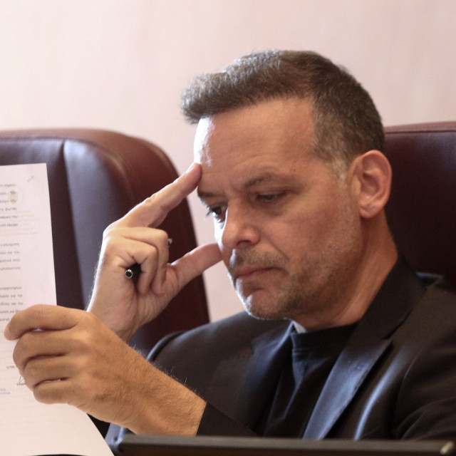 Δούκας καλεί Ζαχαράκη και πρόεδρο ΤΕΕ για Γκράβα: Επιβάλλεται η αυτοπρόσωπη παρουσία σας στο Δημοτικό Συμβούλιο