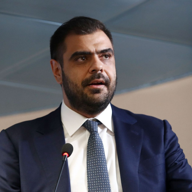 Ο Μαρινάκης «έσβησε» τις φωτιές - Τι είπε για Δένδια και Άδωνι και τι απέφυγε να πει