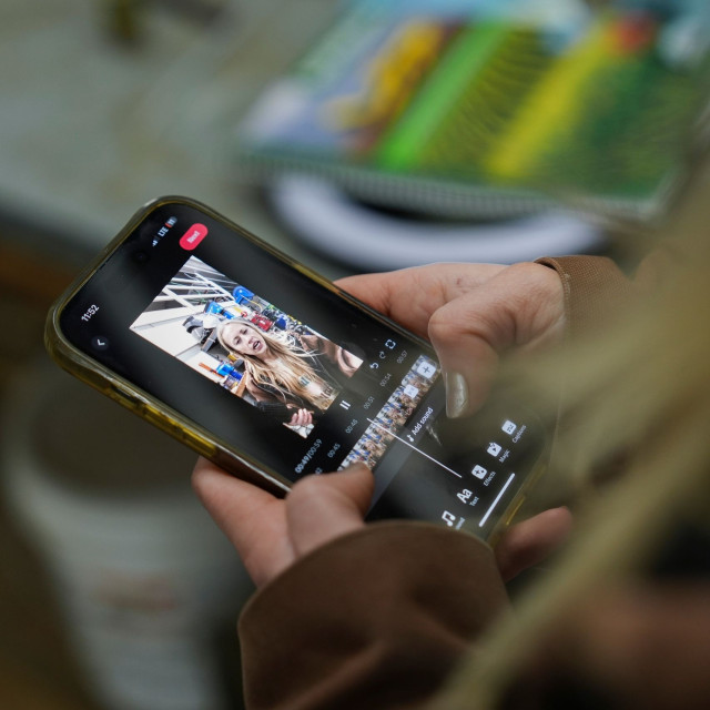 Πιερρακάκης: Μηνύσεις σε 19 Influencers για προώθηση παράνομου τζόγου