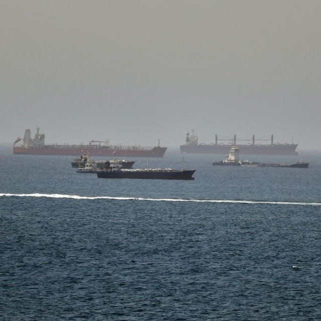 Ιράν: Νέο πλήγμα σε δεξαμενόπλοιο στα Στενά του Ορμούζ