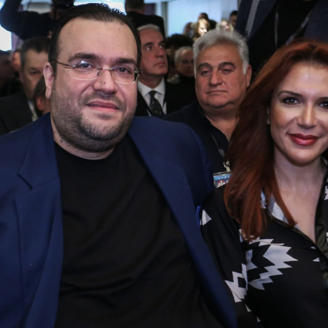 Πώς έφτασαν οι Αρχές στο κύκλωμα κατά του e-ΕΦΚΑ με «εγκέφαλο» τον Φίλιππο Καμπούρη και τη σύζυγό του - Η καταγγελία, η επεισοδιακή σύλληψη και ο «Mr Κωλοτούμπας»