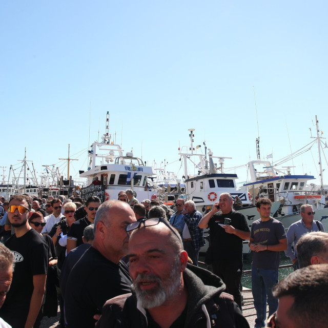 Αλιείς: Κρίσιμη συνεδρίαση για το μέλλον των κινητοποιήσεων μετά τη συνάντηση με τον πρωθυπουργό