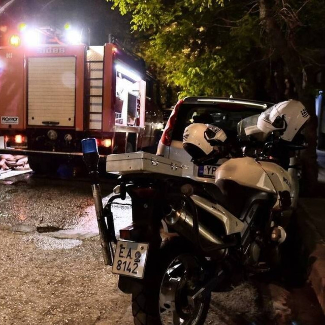 Φωτιά σε πολυκατοικία στου Ρέντη – Άρον άρον εκκενώθηκαν τα διαμερίσματα - Οι πρώτες ενδείξεις για τα αίτια