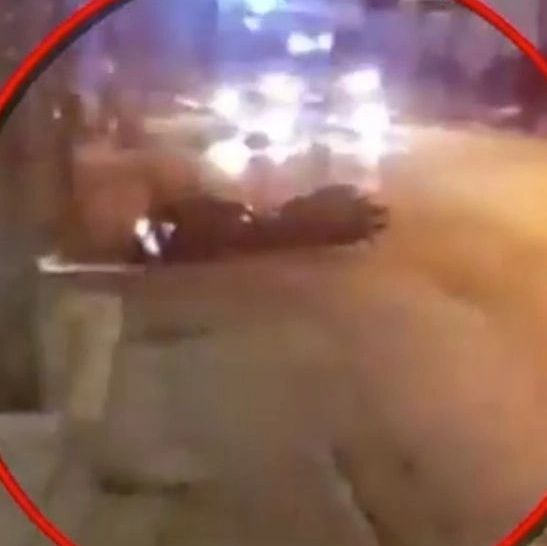 Νέο βίντεο ντοκουμέντο από το τρομακτικό τροχαίο με τους δύο νεκρούς αναβάτες μοτοσυκλέτας στη Θηβών