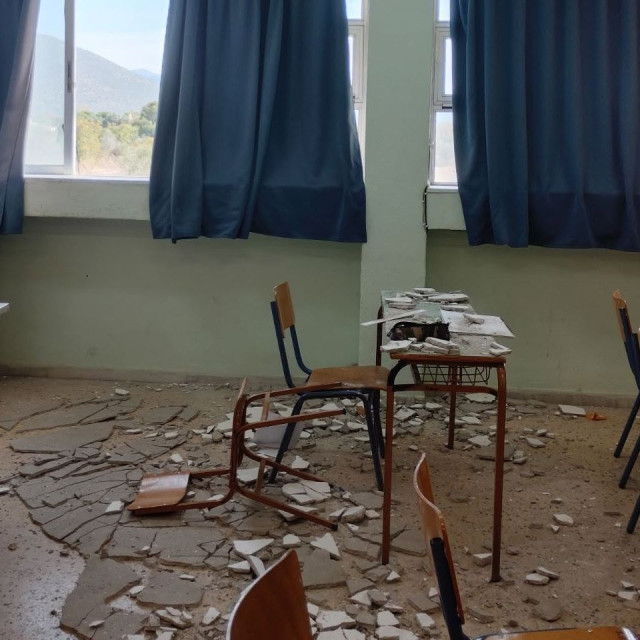 Θεσσαλονίκη: Σοβάς έπεσε στο κεφάλι 15χρονου μαθητή - «Υπήρχε πρόβλημα και πριν από 7-8 χρόνια»
