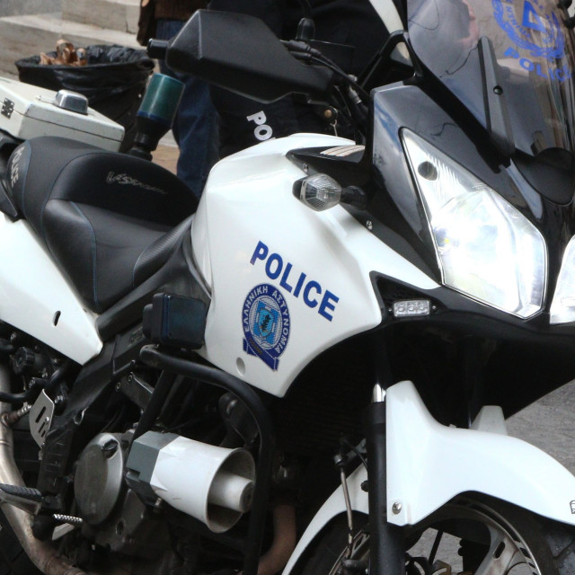 Ελευσίνα: Ταυτοποιήθηκαν οι δύο δράστες της επίθεσης με μαχαίρι - Γνώριμοι στις Αρχές