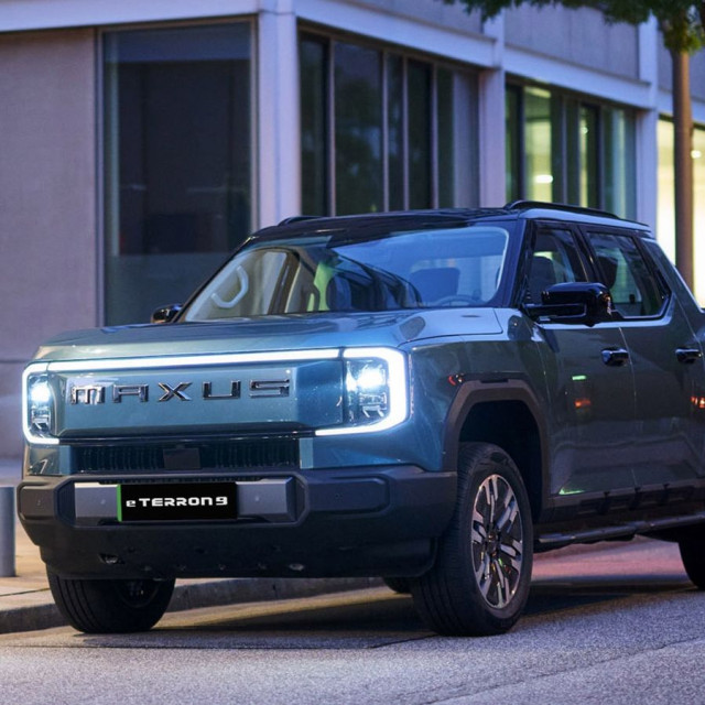 AXUS eTERRON 9: Το pick-up περνά στην πρίζα