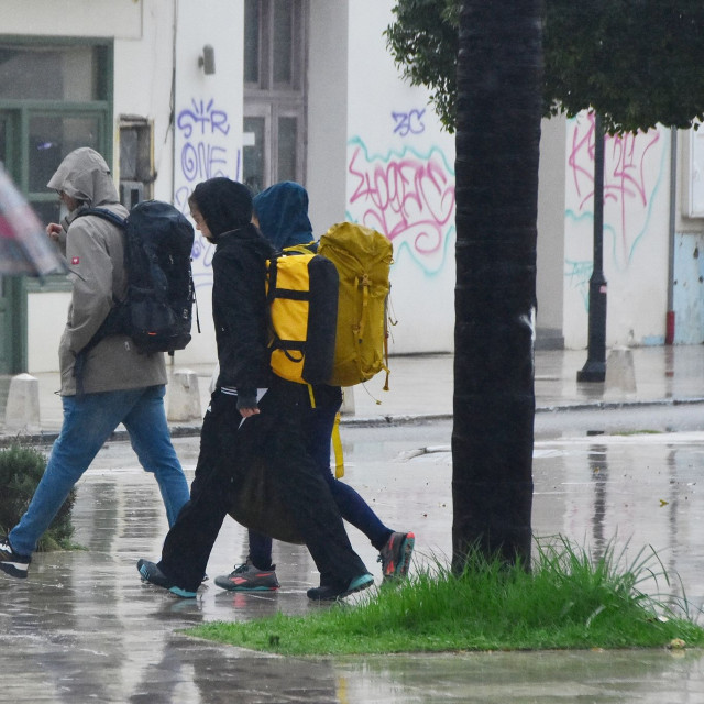 Καιρός- Αρναούτογλου: Οι βροχές πλησιάζουν - Ποιες περιοχές θα προσπεράσουν