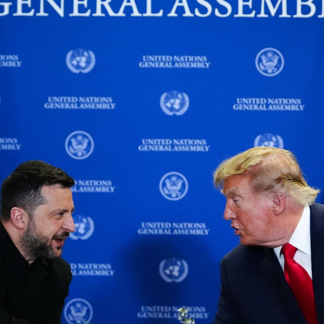 Τραμπ: «Ο Πούτιν θα ήθελε ειρήνη» - «Καιρός η Ουκρανία να αλλάξει πρόεδρο»