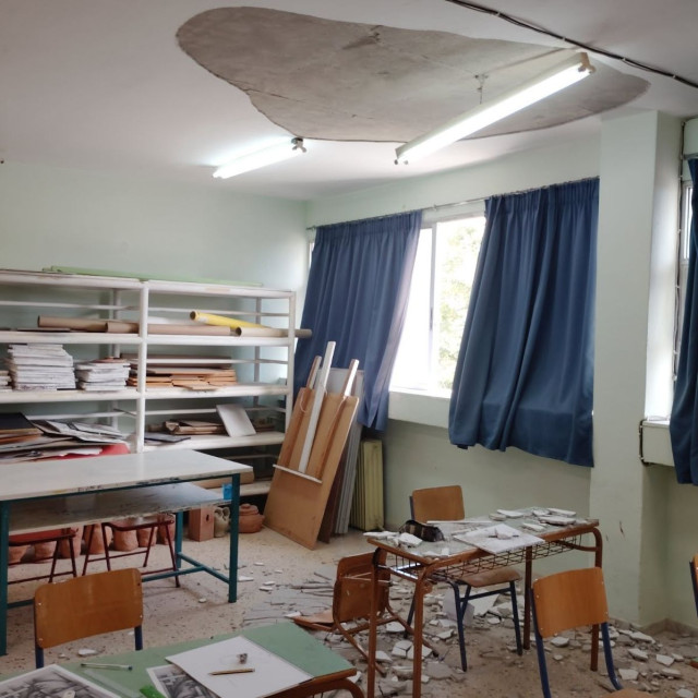 Θεσσαλονίκη: Αναστέλλεται η λειτουργία του Γυμνασίου Βασιλικών μετά την πτώση σοβάδων σε μαθητή