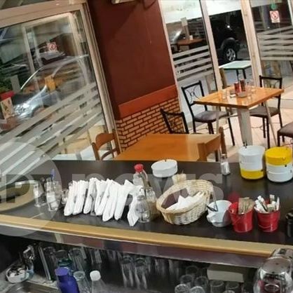 Περιστέρι: Την έπιασε με κρυφή κάμερα να του ρίχνει ατροπίνη στο φαγητό - Η στιγμή της σύλληψής της
