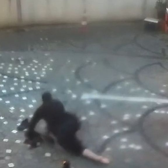 Κωνσταντινούπολη: Νεκρός 14χρονος από ηλεκτροπληξία λόγω κακοκαιρίας - Δείτε βίντεο