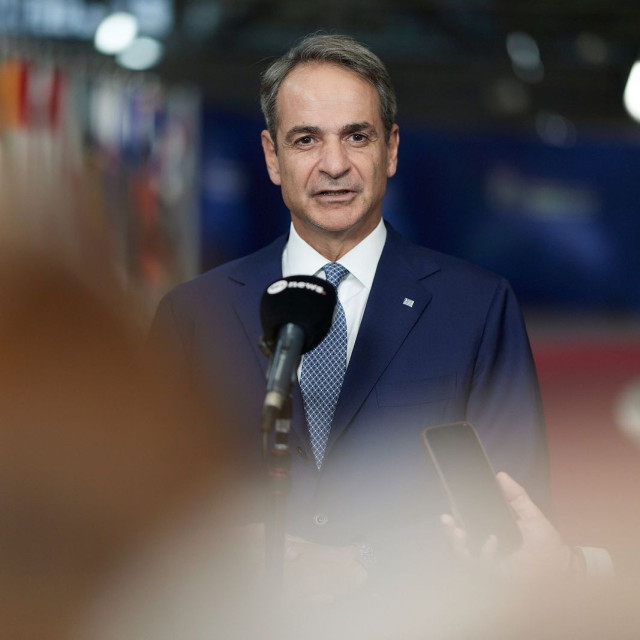 Μητσοτάκης: «Δεν θα τινάξουμε την μπάνκα στον αέρα ενόψει εκλογών»