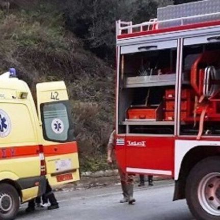 Εύβοια: Η Πυροσβεστική απεγκλώβισε μητέρα με το βρέφος της μετά από εκτροπή οχήματος
