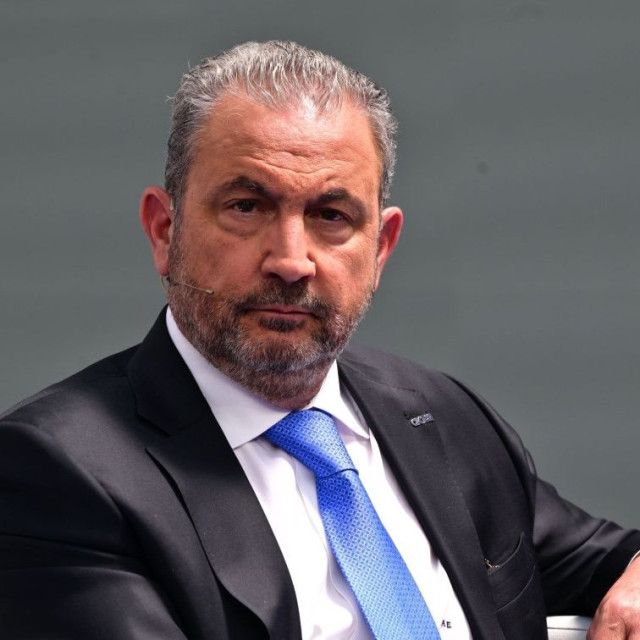 Ο Αλέξανδρος Εξάρχου μιλά εφ’όλης της ύλης: Ο Κάθετος Διάδρομος και οι μακροχρόνιες συμφωνίες