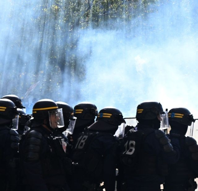 Γαλλία: Νέες συγκρούσεις στο Παρίσι - Λεηλασίες στη Μασσαλία - Καταστράφηκε το δημαρχείο της Λιμόζ