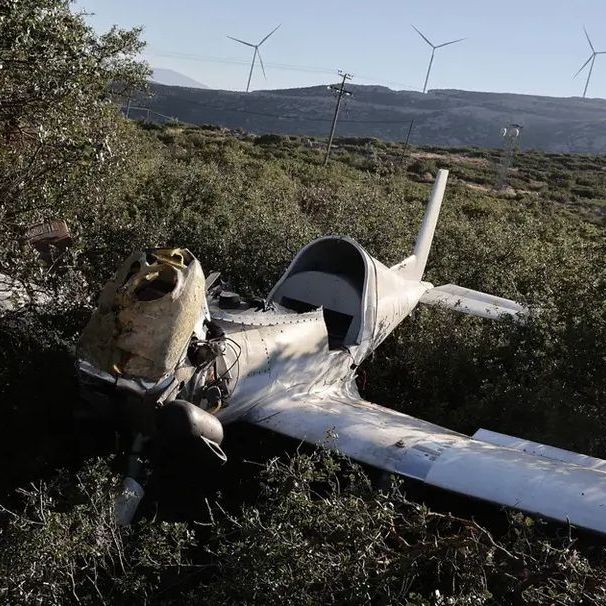 Πιερία: Συνετρίβη μονοκινητήριο αεροπλάνο - Χωρίς τις αισθήσεις τους οι δυο επιβαίνοντες