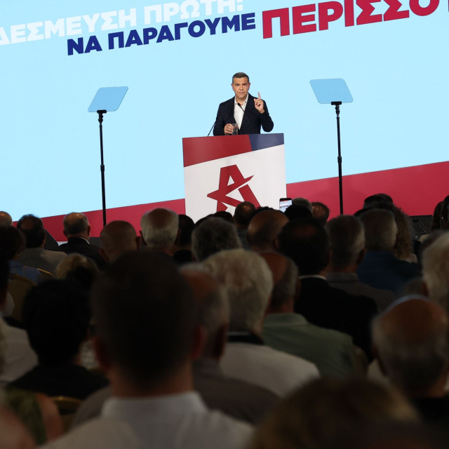Στη Θεσσαλία σήμερα ο Τσίπρας: Περιοδείες μέχρι τα Χριστούγεννα και προγραμματικό συνέδριο το 2027