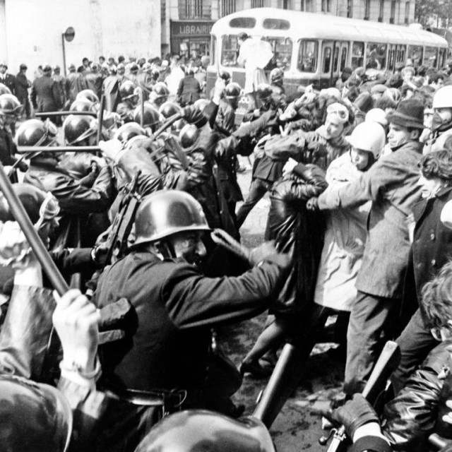 Η ιστορία των διαδηλώσεων στη Γαλλία: Από τον Μάη του ’68, τα Κίτρινα Γιλέκα έως τη σημερινή έκρηξη