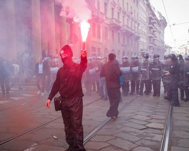 Επεισόδια στο Μιλάνο: Η κυβέρνηση Μελόνι στέλνει τον στρατό- Ποιο είναι το Κίνημα της 17ης Οκτωβρίου που δίνει οδηγίες αστικής αντίστασης