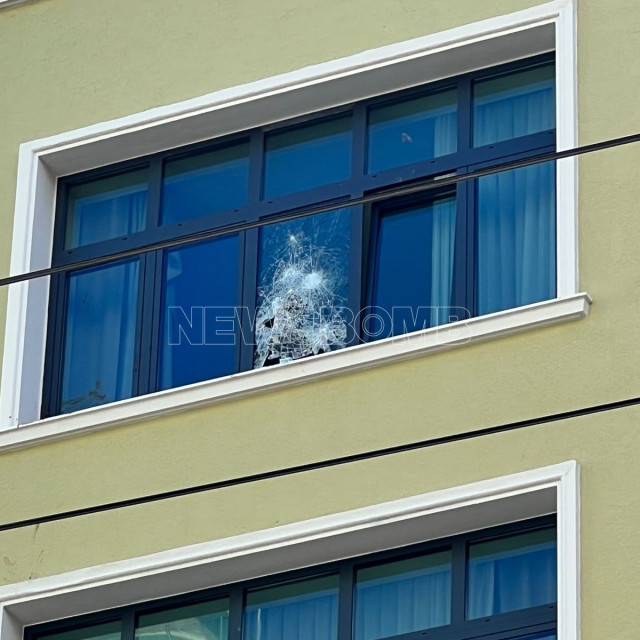 Ομόνοια: Νεκρός ο άνδρας που βρέθηκε στο κενό από τον 4ο όροφο ξενοδοχείου -«Φώναζε help» πριν πέσει