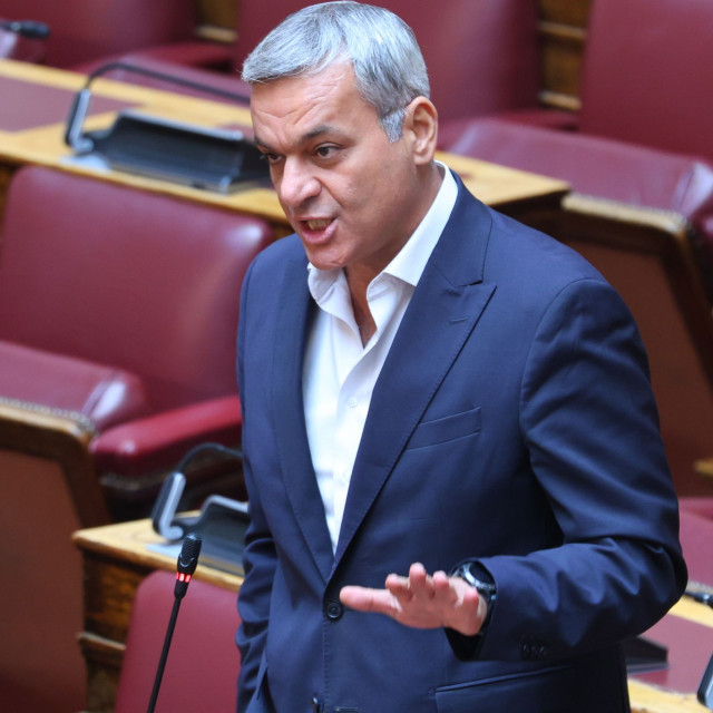 Επανέρχεται στον ΣΥΡΙΖΑ η έδρα του Μαμουλάκη - Ποιος τον αντικαθιστά