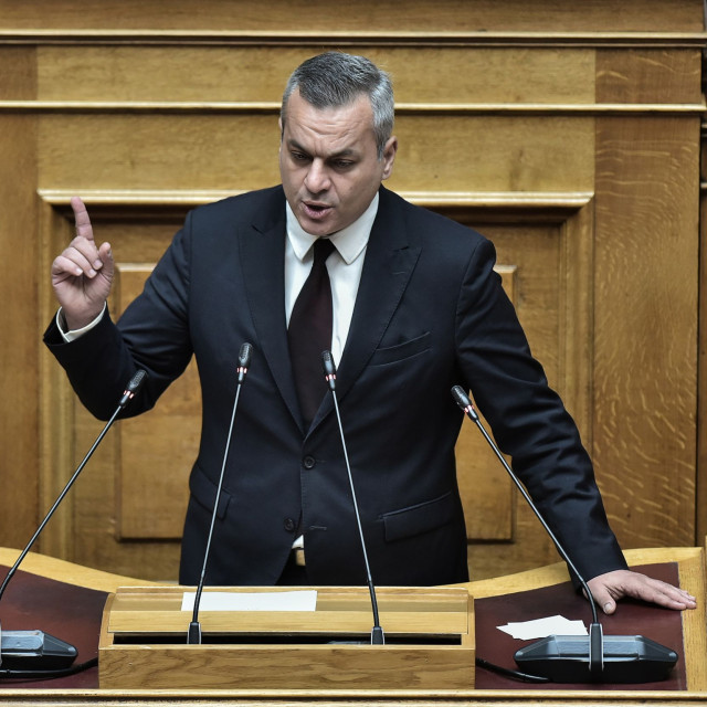 Χάρης Μαμουλάκης: Παραιτήθηκε από βουλευτής