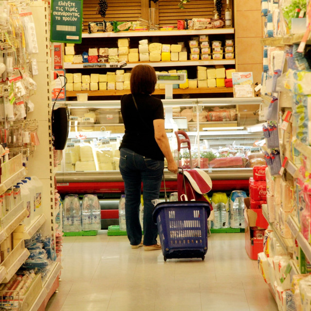 Market Pass: Πριν από τα Χριστούγεννα η καταβολή αναδρομικών έως 1.400 ευρώ σε ευάλωτα νοικοκυριά