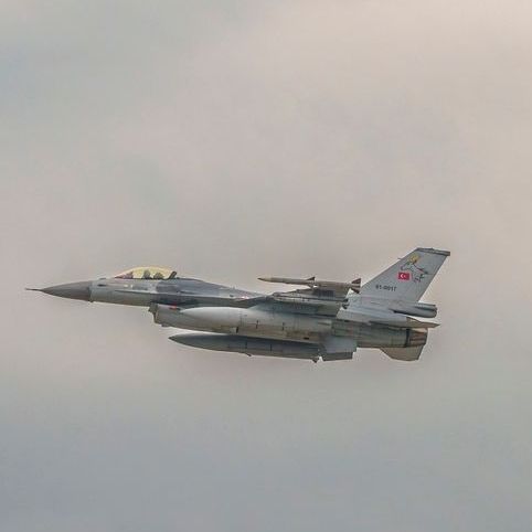 Τουρκικές παραβιάσεις στο Αιγαίο: Drones και F-16 «έγραψαν» 10 παραβάσεις στο FIR Αθηνών