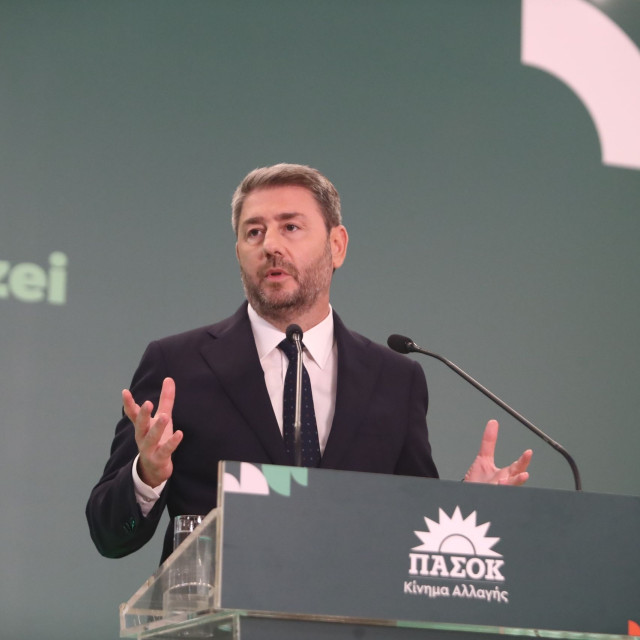 ΠΑΣΟΚ: Το στοίχημα της διεύρυνσης και οι επόμενες κινήσεις Ανδρουλάκη