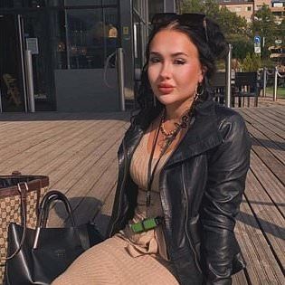 Νεκρή 23χρονη influencer, μετά από «απόπειρα αυτοκτονίας» σε live μετάδοση - Το 2o σε λίγες μέρες